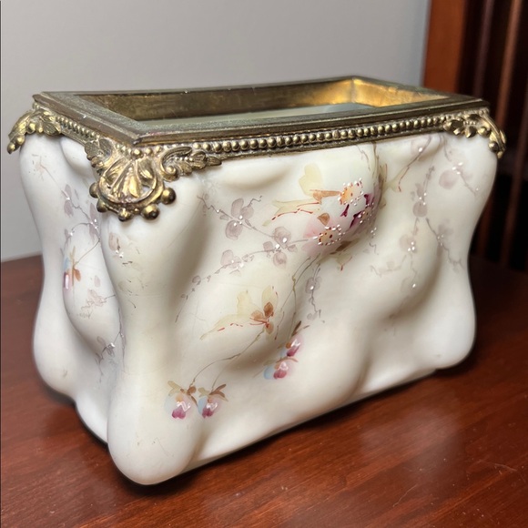 Antique Wavecrest CF Monroe Egg Crate Shape Ornate Handpainted Letter Holder Box - Picture 10 of 14